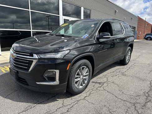 Used 2022 Chevrolet Traverse LT AWD/4WD image 11