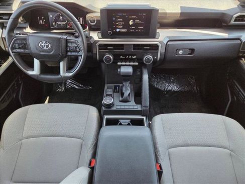 Certified 2025 Toyota 4Runner SR5 AWD/4WD image 14