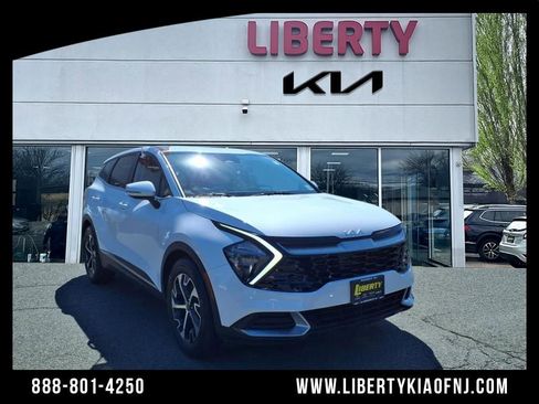 Certified 2023 Kia Sportage EX image 1