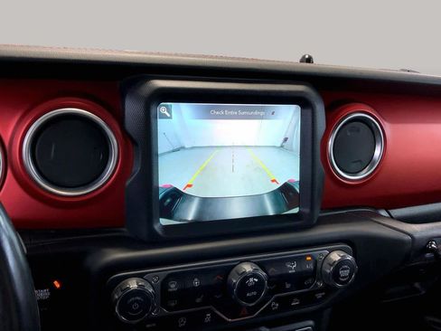 Used 2021 Jeep Gladiator Rubicon AWD/4WD image 26