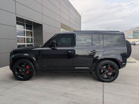 Certified 2023 Land Rover Defender 110 X image 11