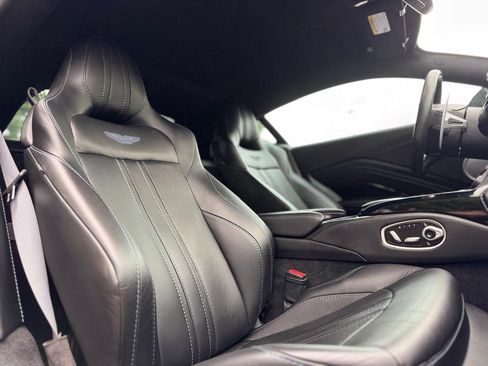 Used 2020 Aston Martin V8 Vantage Coupe RWD image 25