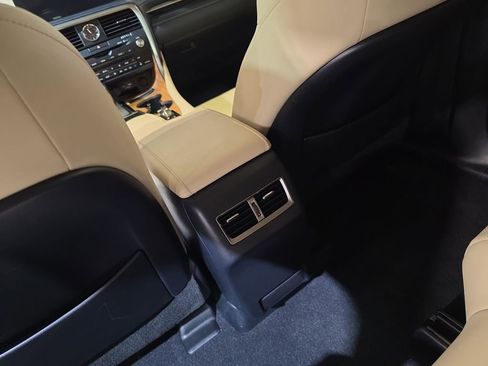 Used 2021 Lexus RX 350L Premium w/ Premium Package image 23