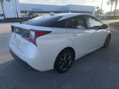Used 2019 Toyota Prius Limited FWD image 5