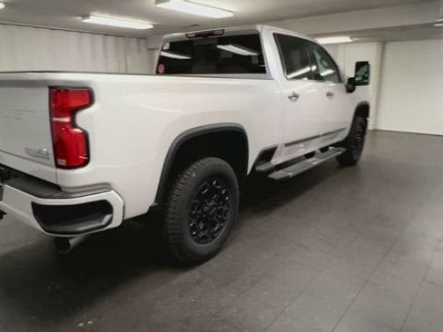 New 2025 Chevrolet Silverado 2500 High Country w/ Technology Package AWD/4WD image 8