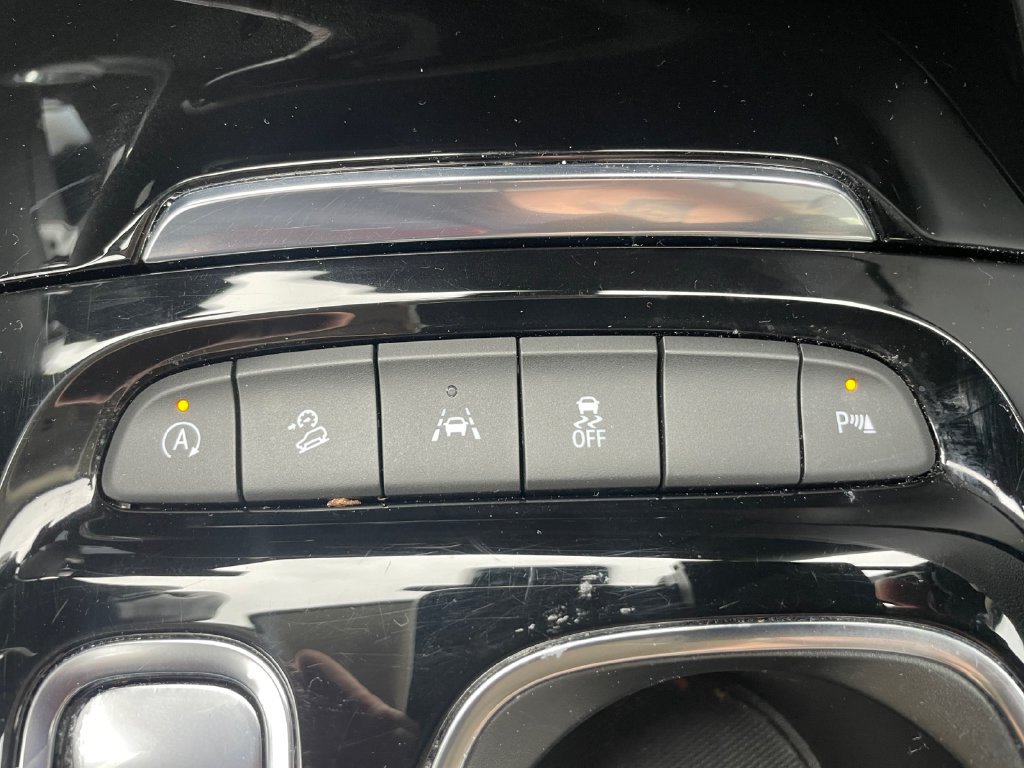 Used 2023 Buick Envision Essence w/ Sport Touring Package AWD/4WD image 40