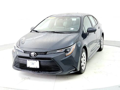 Certified 2025 Toyota Corolla LE w/ Convenience Package FWD image 2