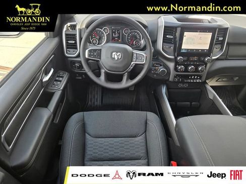 New 2026 RAM 1500 Big Horn w/ Night Edition AWD/4WD image 8