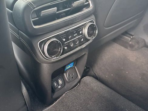 Used 2023 Genesis GV80 3.5T AWD/4WD image 7