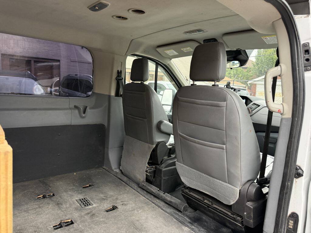 Used 2017 Ford Transit 150 XL RWD image 16