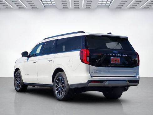 Used 2025 Ford Expedition Max Platinum AWD/4WD image 6