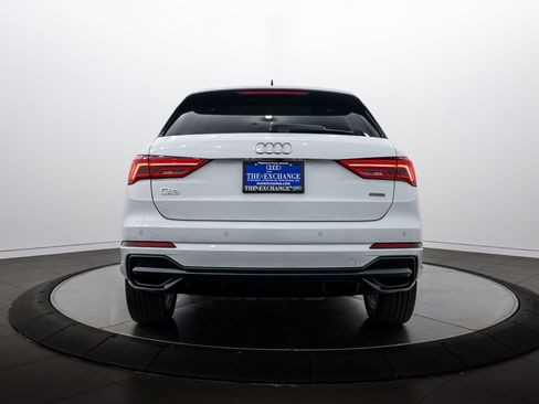 Used 2021 Audi Q3 2.0T Premium Plus w/ Premium Plus Package image 21