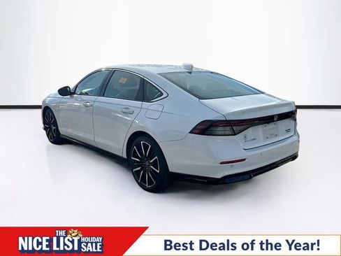 Used 2023 Honda Accord Touring image 5