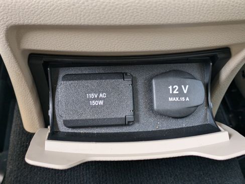 Used 2019 Mercedes-Benz GLC 300 image 17