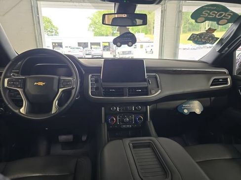 Used 2022 Chevrolet Tahoe LT w/ LT Signature Package AWD/4WD image 11