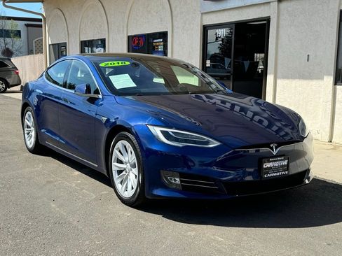 Used 2018 Tesla Model S 75D image 1