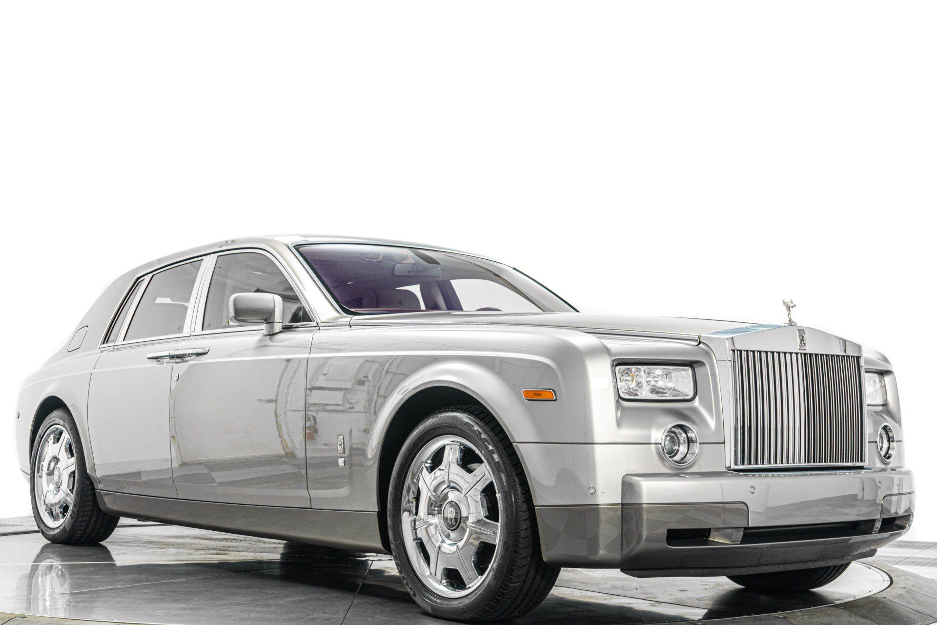 Used 2007 Rolls-Royce Phantom Sedan RWD image 39