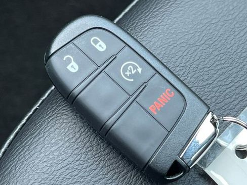 New 2026 Jeep Compass Latitude AWD/4WD image 28