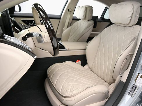 Used 2023 Mercedes-Benz S 580 4MATIC Sedan image 11