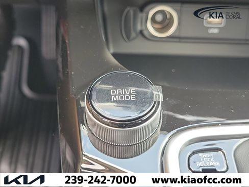 New 2026 Kia Seltos S FWD image 29