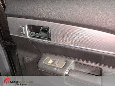 Used 2011 Lincoln MKX AWD w/ 101A Rapid Spec Order Code image 36