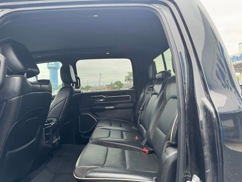 Used 2019 RAM 1500 Laramie AWD/4WD image 11