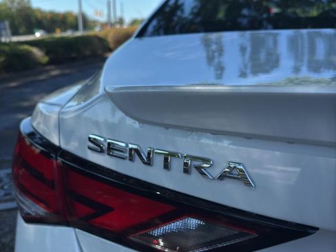 New 2025 Nissan Sentra SR image 14