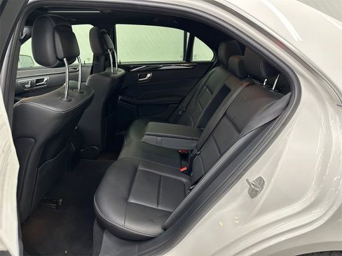Used 2016 Mercedes-Benz E 350 Sedan image 21