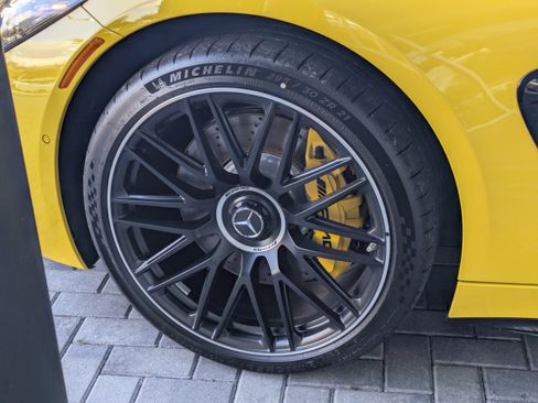 New 2025 Mercedes-Benz AMG GT 63 image 3