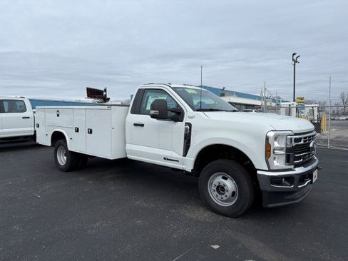 New 2025 Ford F350 XL w/ XL Chrome Package image 1