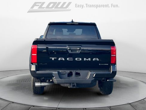 Certified 2025 Toyota Tacoma TRD Off-Road image 7