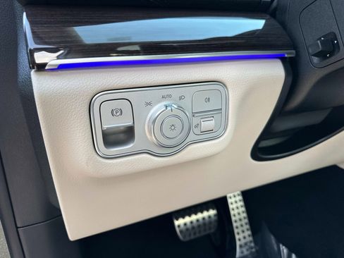 New 2026 Mercedes-Benz GLS 450 450 4MATIC SUV image 21