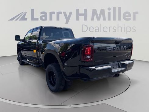 New 2026 RAM 3500 Big Horn AWD/4WD image 3