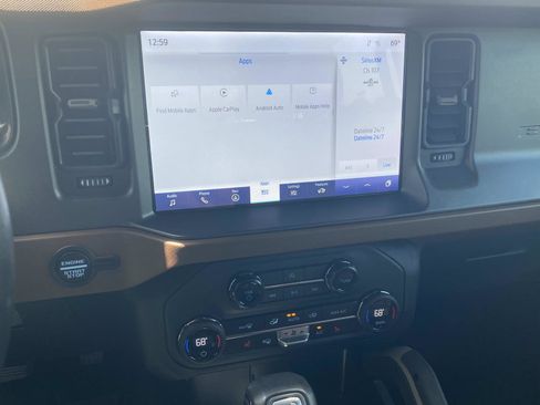 Used 2024 Ford Bronco Outer Banks AWD/4WD image 20