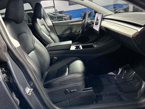 Used 2023 Tesla Model Y Long Range image 29