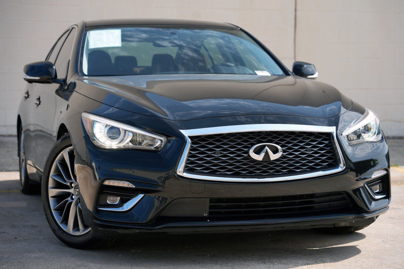 Used 2023 INFINITI Q50 Luxe w/ Cargo Package RWD image 2