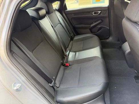 Used 2023 Honda Civic Sport image 32