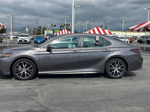 Certified 2023 Toyota Camry SE w/ Audio Upgrade Package FWD image 3
