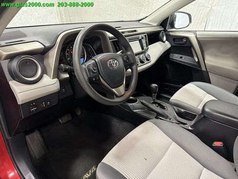 Used 2013 Toyota RAV4 LE AWD/4WD image 3