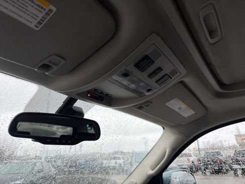 Used 2008 Cadillac Escalade ESV AWD image 30