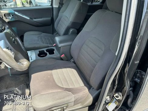 Used 2012 Nissan Pathfinder SV AWD/4WD image 14