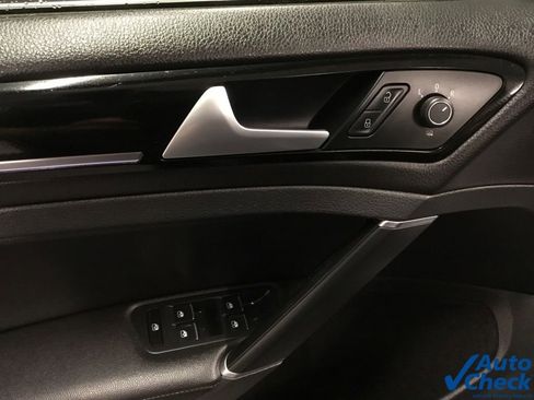 Used 2016 Volkswagen Golf SEL w/ Lighting Package (SEL) image 21