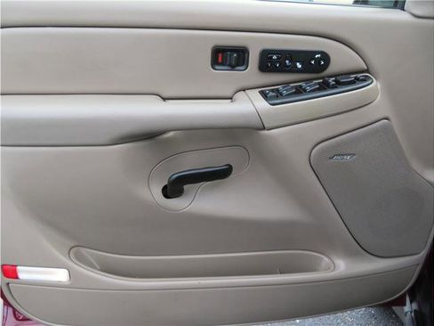 Used 2006 Chevrolet Tahoe Z71 w/ Z71 Preferred Equipment Group image 14