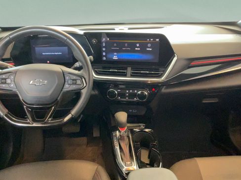Used 2024 Chevrolet Trax RS w/ Driver Confidence Package FWD image 26