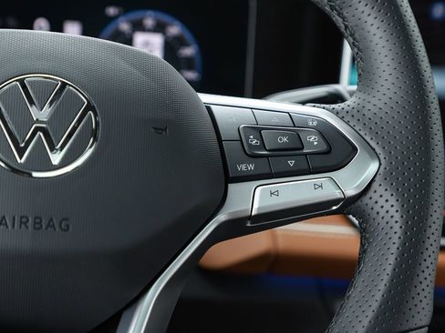 New 2026 Volkswagen Tiguan SEL R-Line AWD/4WD image 22
