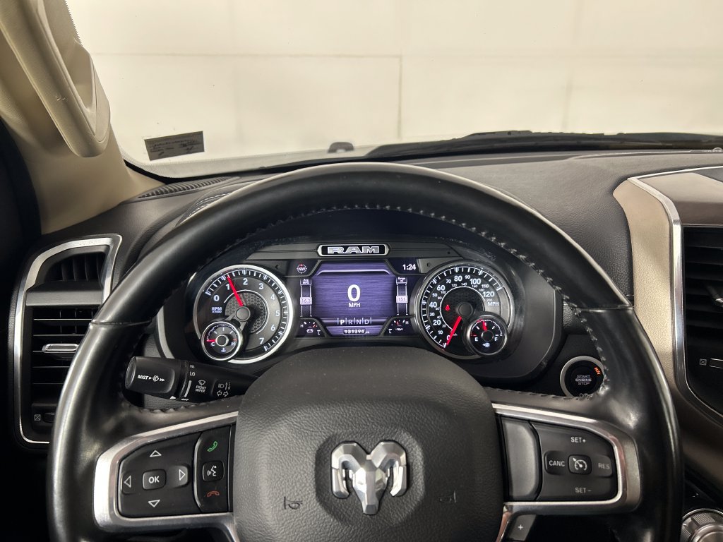 Used 2021 RAM 1500 Laramie AWD/4WD image 14