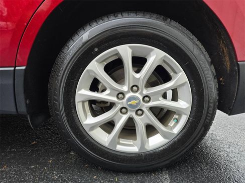 Used 2020 Chevrolet Equinox LT image 6