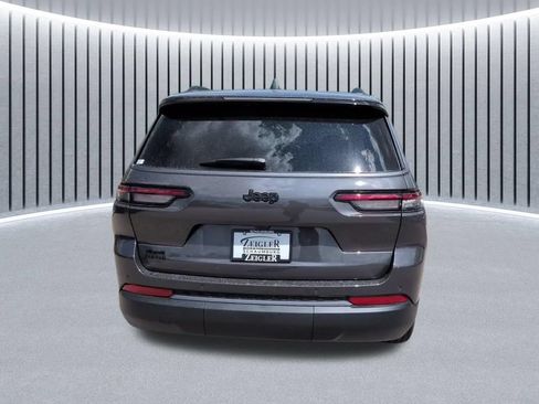 New 2026 Jeep Grand Cherokee L Limited AWD/4WD image 9