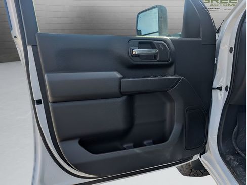 New 2026 Chevrolet Silverado 2500 Custom w/ Custom Value Package AWD/4WD image 16