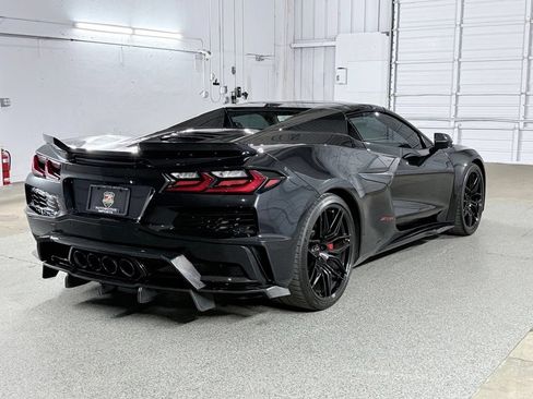 Used 2024 Chevrolet Corvette Z06 w/ Stealth Interior Trim Package RWD image 60